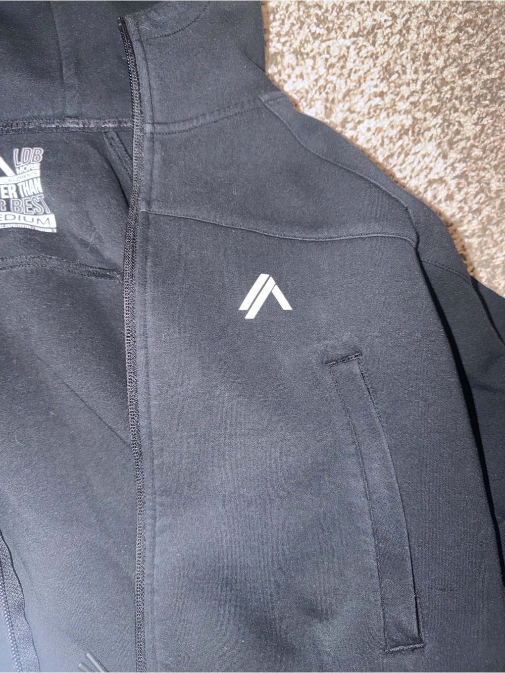 Alphalete black cropped zip up - Picture 3 of 5